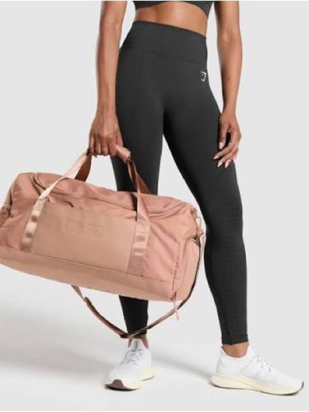 NWOT Gymshark Everyday Holdall Duffle Medium Bag in Autumn Brown - Picture 2 of 6